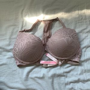 VS pink push-up bra